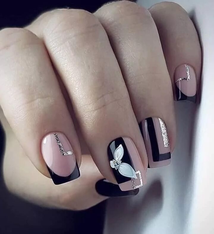 Покажи идеи маникюра Pin on Francia körmök Square nail designs, Colorful nail designs, Cute nail art 