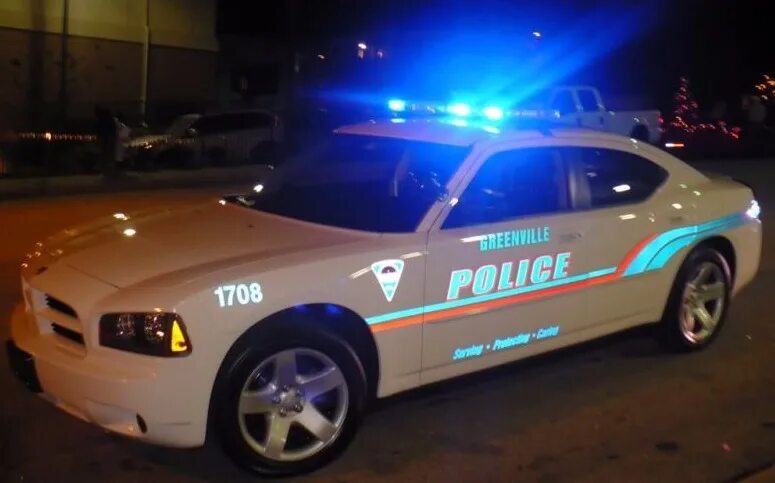 Покажи как выглядят полицейские машины Нужна помощь! - Nissan Laurel (C31), 2,5 л, 1983 года тюнинг DRIVE2