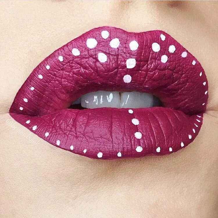 Покажи макияж губ Pin by ❂ C △ r n △ ❂ on sziget // Unique lipstick, Lip art, Lipstick art