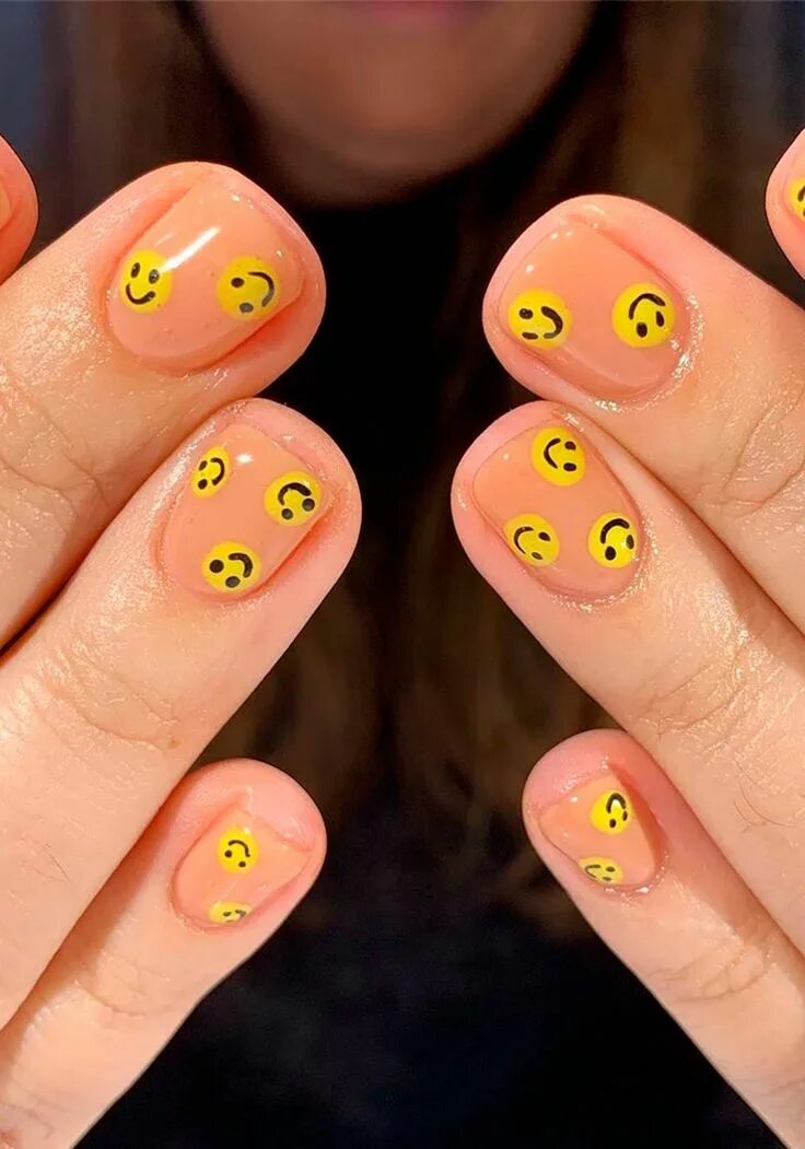 Покажи маникюр на короткие ногти 10 diseños de manicura que quedan mejor en uñas cortas Manicura, Manicura de uña