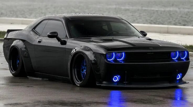 Покажи машину тюнинг Custom Dodge Challenger Wide Body