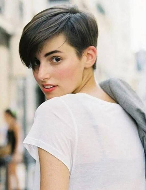 Покажи прически под мальчика но для девочки 15 idées de coupes courtes faciles à vivre Beautiful hair, Short hairstyles for 