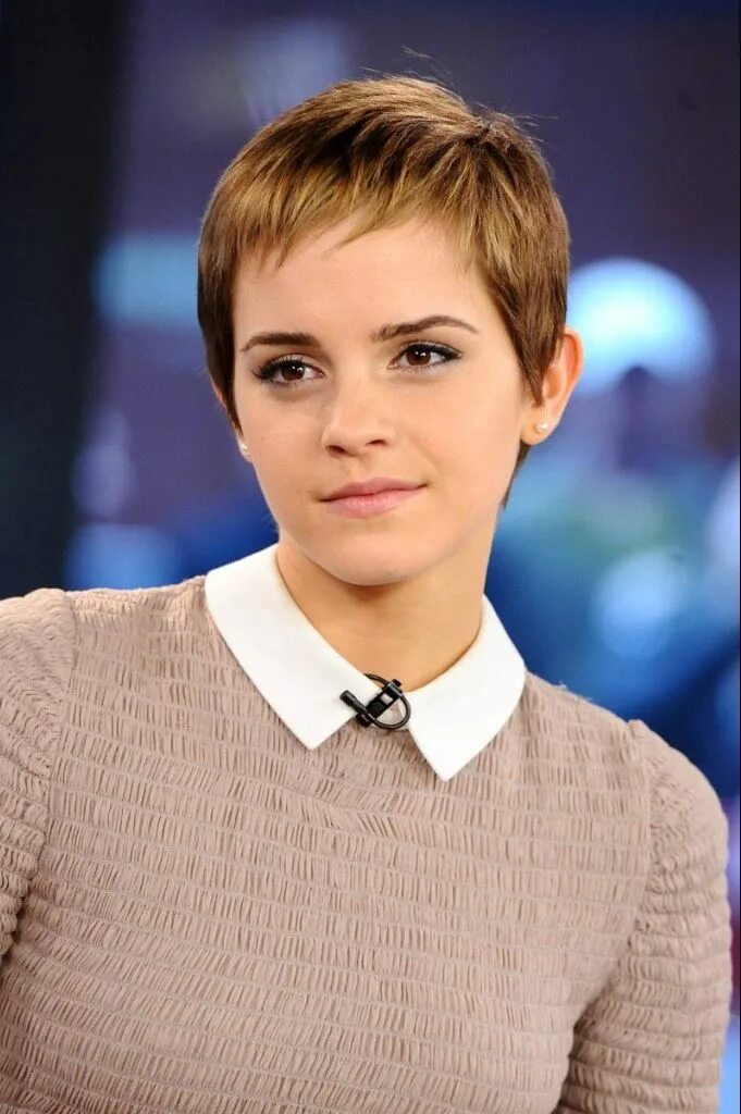 Покажи прически под мальчика но для девочки Pin by Maru00EDa on Hair and Makeup Emma watson hair, Emma watson short hair, S