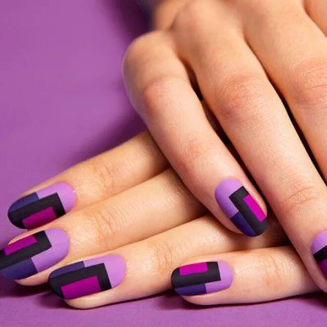 Покажи примеры маникюра 50 diseños de nail art gráficos que sacarán tu lado más arty Fashion nails, Nail