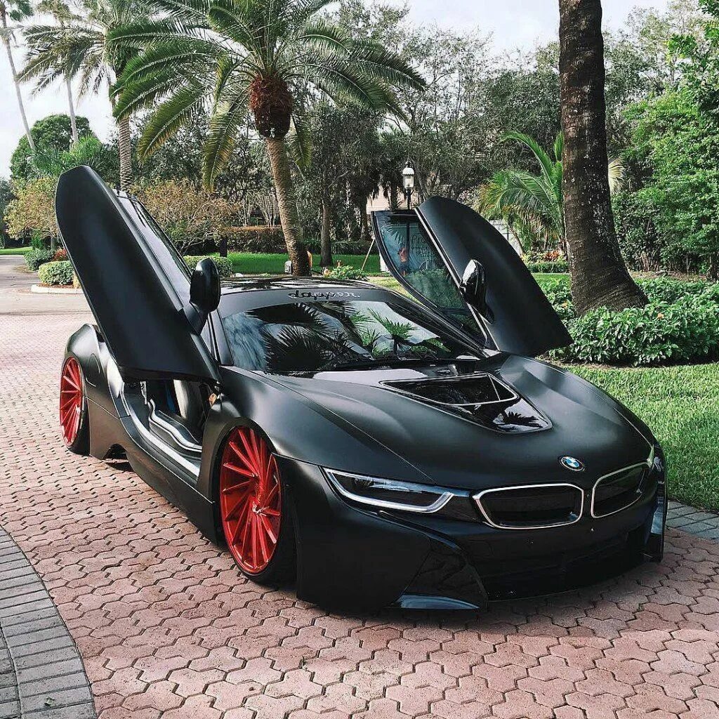 Покажи самые крутые фото Магазин Brand-Club Мужская обувь одежда Bmw i8, Luxury cars bmw, Bmw