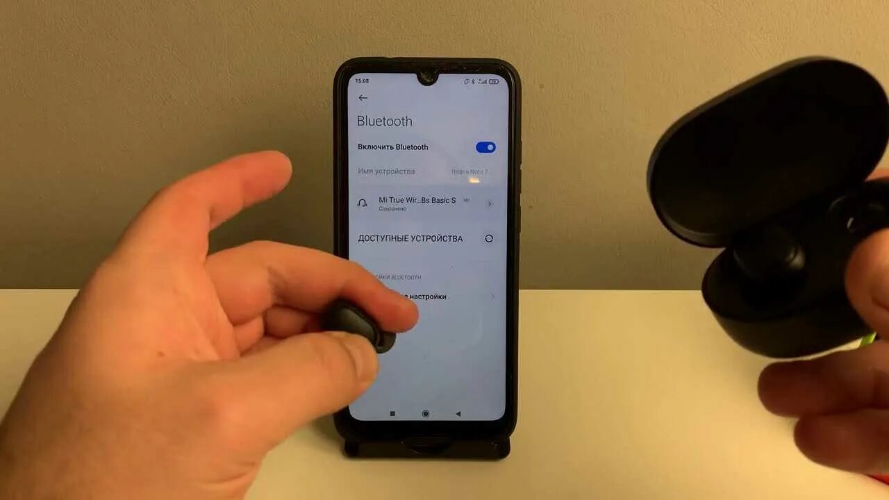 Покажи видео как подключить беспроводные наушники Как подключить наушники реалми к телефону беспроводные