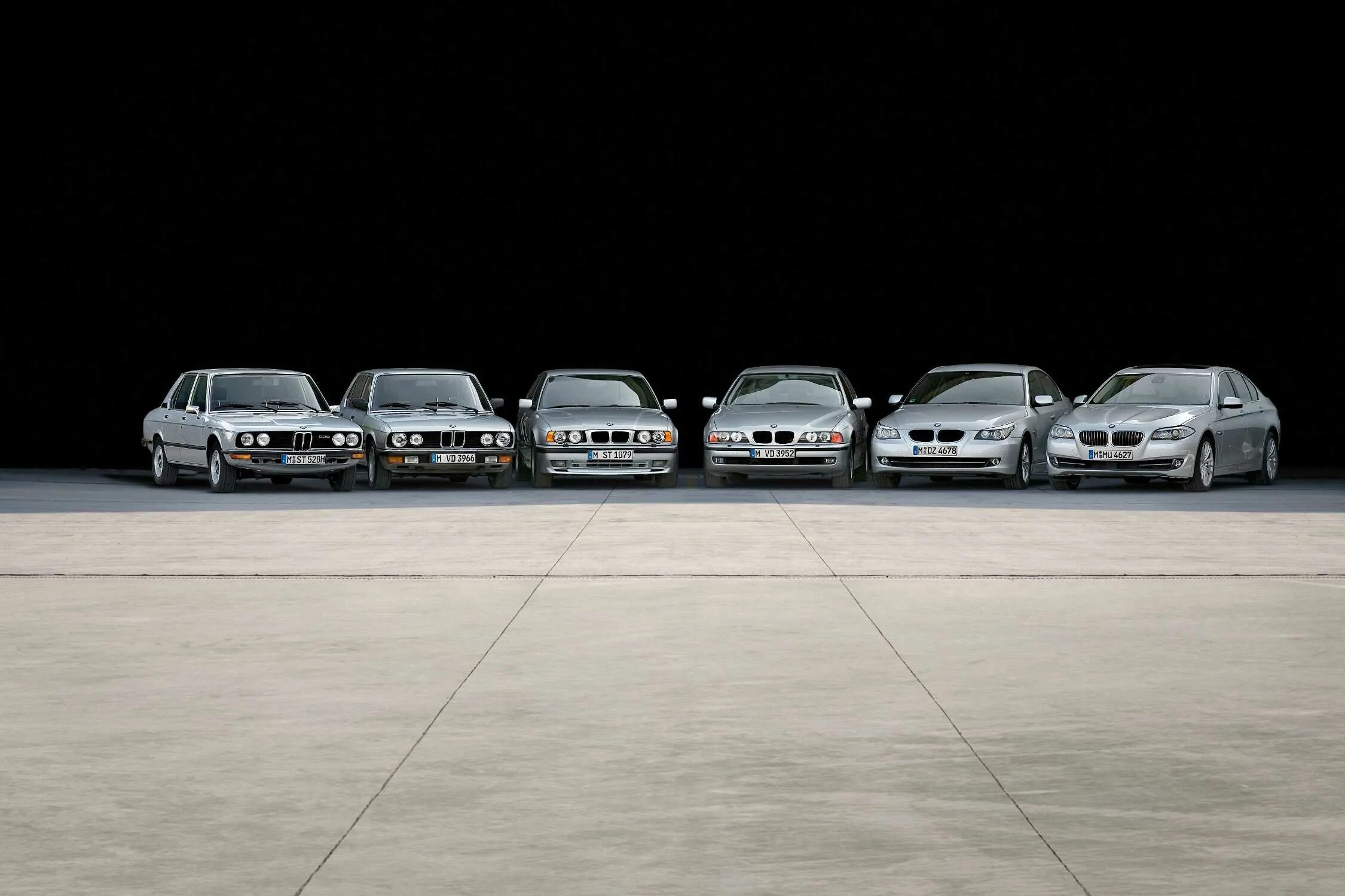 Поколение бмв фото The new BMW 5 Series Sedan, 6 generations (11/2009)