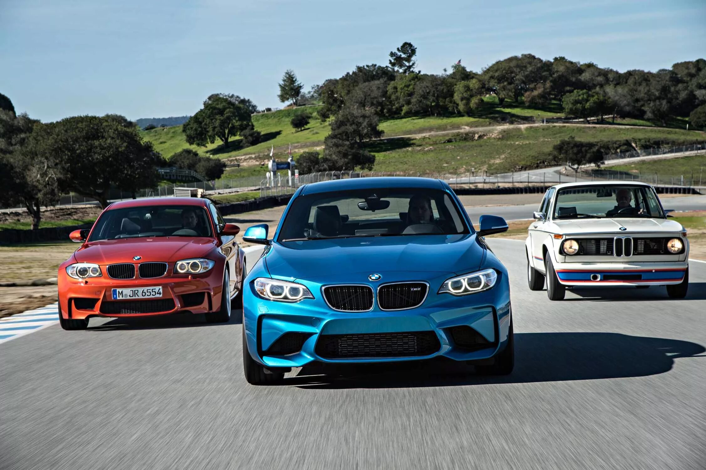 Поколение бмв фото The new BMW M2 Coupe with its predecessors, the BMW 1 Series M Coupe and the BMW