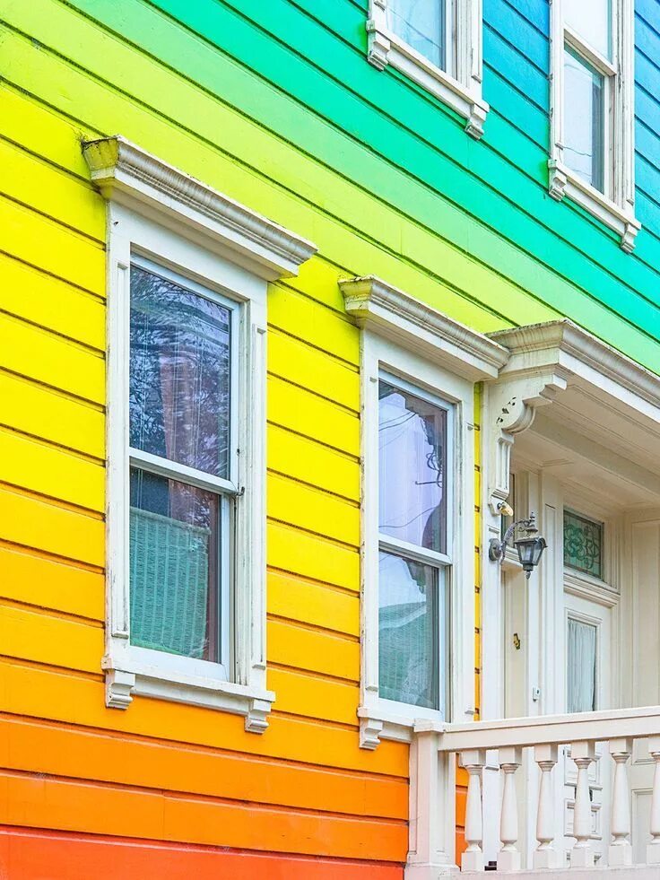 Покрашенные дома снаружи фото краской Rainbow House Rainbow house, House colors, House painting