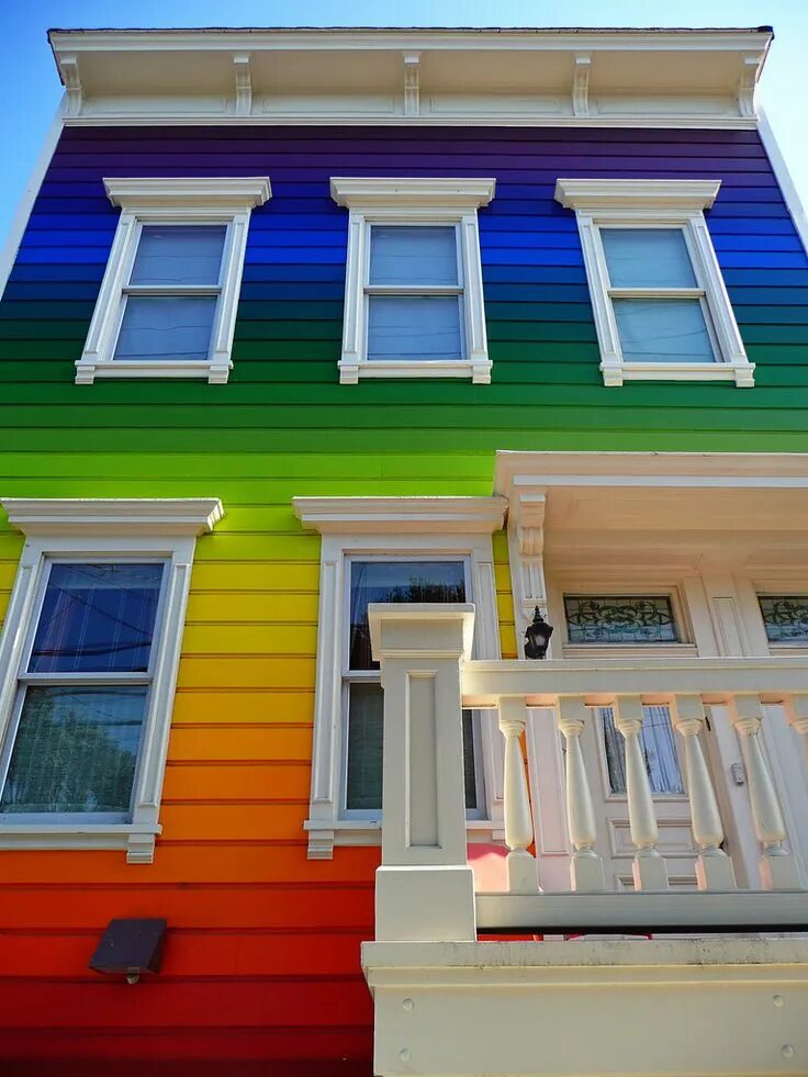 Покрашенные дома снаружи фото краской 05.07.08 : Rainbow House On Clipper St. Rainbow house, Exterior house colors, Ho