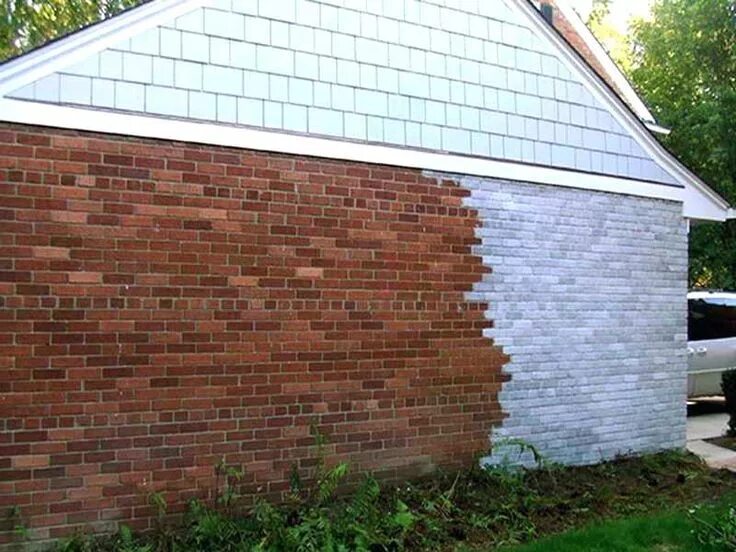 Покрашенные кирпичи дома фото Pin on Home Brick exterior house, Whitewash brick house, Exterior brick