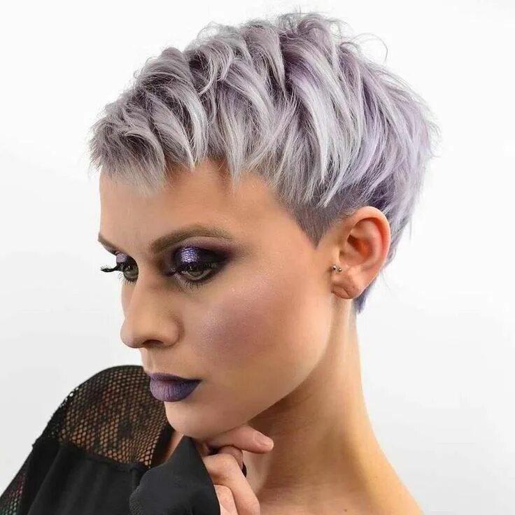 Покрашенные короткие женские стрижки #Shorthair #Pixies #Whitehair #Haircut #Hairstyle #Vlasy #Haare #Haircuts #Hairs