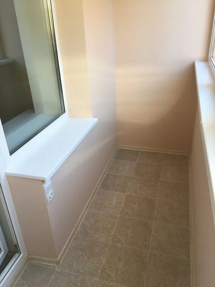 Покрасить балкон внутри фото В какой цвет покрасить балкон внутри фото: В какой цвет покрасить балкон, стены 