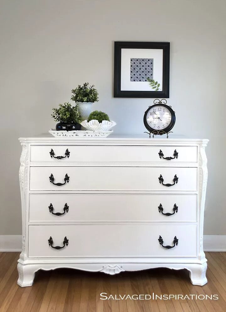 Покрасить фото в белый Pure White Chalk Paint Buffet Makeover - Salvaged Inspirations White chalk paint