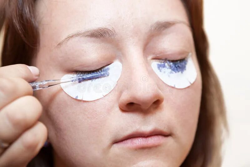 Покрасить ресницы в домашних условиях фото Woman Painting with a Brush His Eyelashes Stock Photo - Image of facial, girl: 3