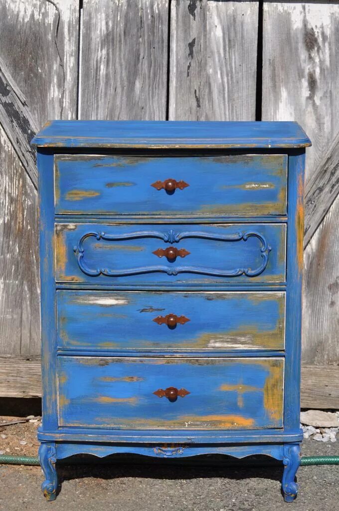 Покрасить старое фото Blue dresser Distressed dresser, Blue distressed furniture, Blue furniture inspi