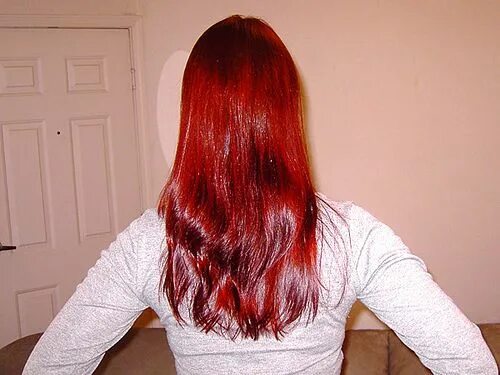 Покрасить волосы хна гвоздика красное вино фото lovelydyedlocks Burgundy hair, Red burgundy hair color, Henna hair dyes