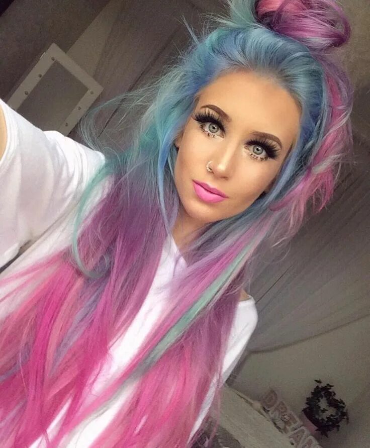 Покрасить волосы на фото Pin by shauna crossan on hairstyles Funky hair colors, Funky hairstyles, Dye my 