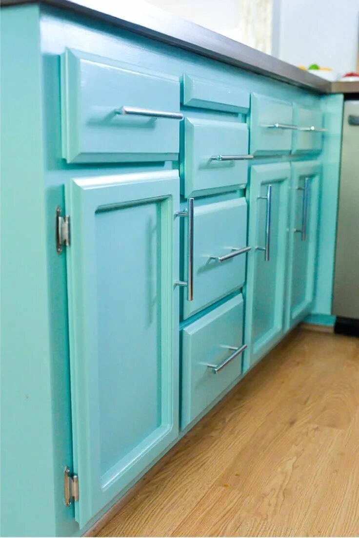 Покраска кухонных фасадов цена в москве фото How to Paint Cabinets using Latex Paint and a Paint Sprayer Painting cabinets, P