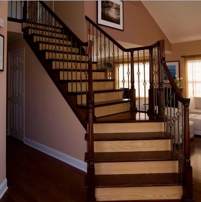 Покраска лестниц в два цвета фото Matching your Stairs to your Custom Hardwood Floors - Carlisle Wide Plank Floors