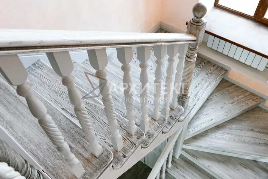 Покраска лестницы из дерева фото Архитект, stairs and stair railings, Samara, posyolok Upravlencheskiy, Upravlenc