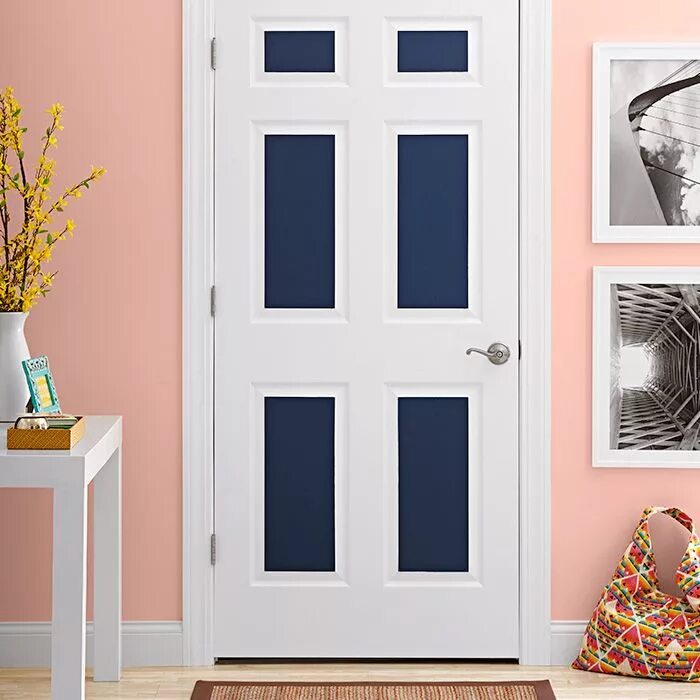 Покраска межкомнатных дверей фото Faux-Panel Painted Door Accent doors, Painted doors, Doors interior