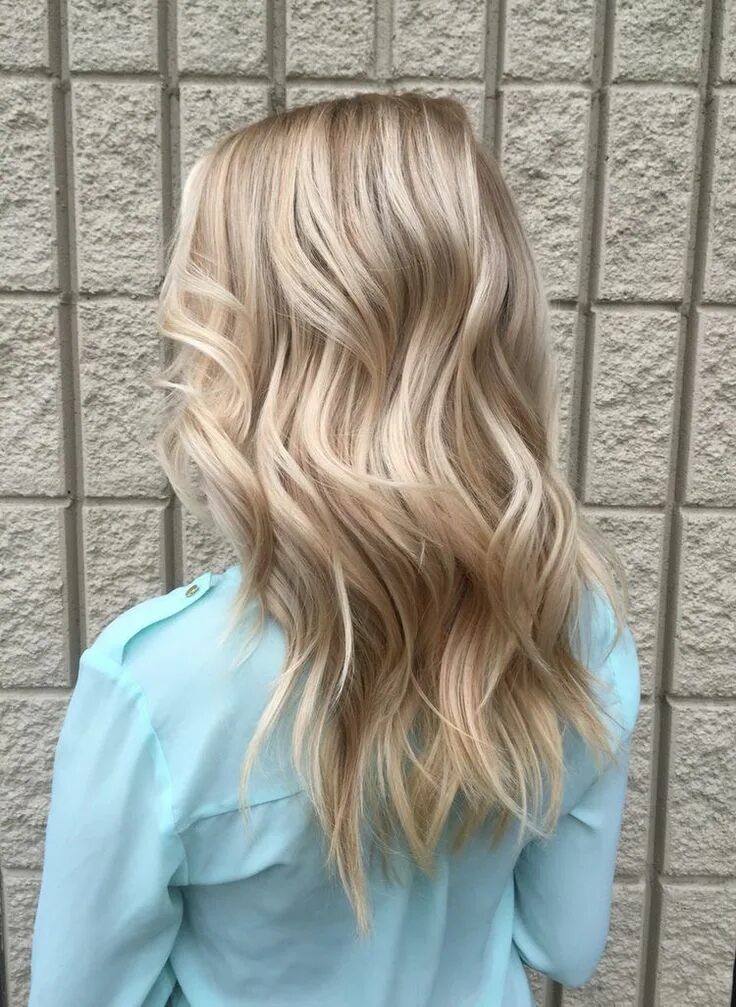 Покраска в светлые тона фото Pin by Molly Herring on Hair Fall blonde hair, Platinum blonde hair color, Fall 