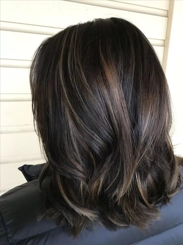 Покраска волос фото на средние темные Balayage dark hair caramel balayage hair Dunkle haare, Haarfarben, Frisuren