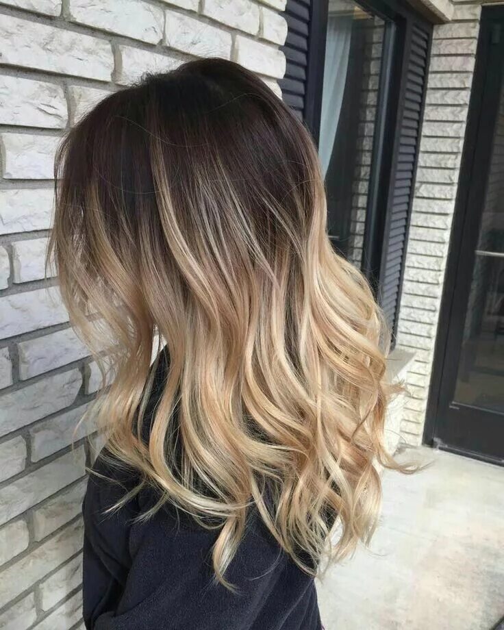 Покраска волос омбре фото на средние волосы N.I.C.O.L.E @GXLDEN22 Ombre hair blonde, Dark ombre hair, Brown to blonde ombre 