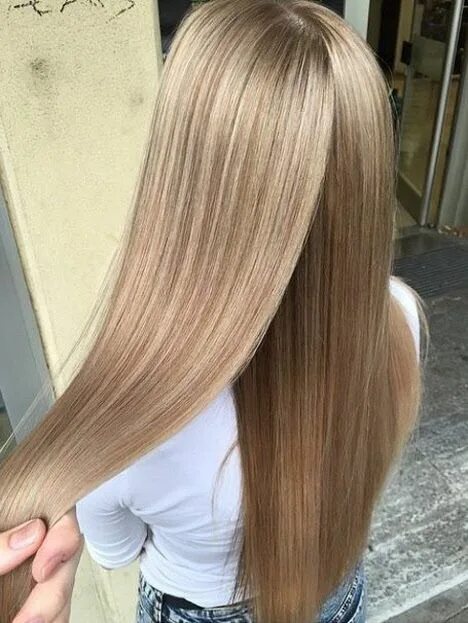 Покраска волос светло русый фото Виды колорирования: фото 2019 Cabello rubio dorado, Cabello rubio, Pelo rubio co