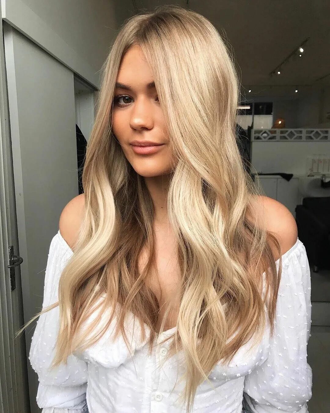 Покраска волос светлый цвет фото New The 10 Best Hairstyles (with Pictures) - Blonde but not too Blonde - it's ju