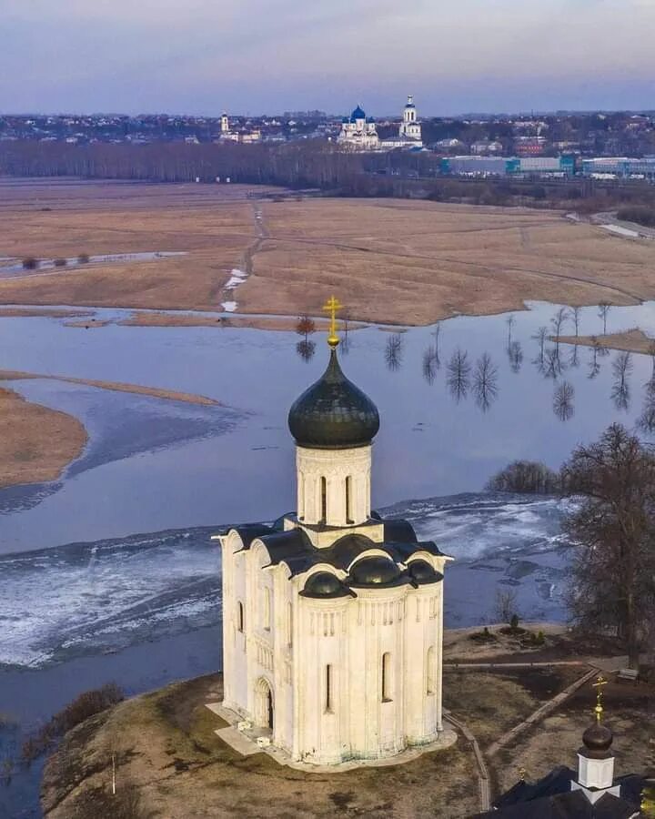 Покрова на нерли фото Храм Покрова на Нерли в 2023 г Русская архитектура, Храм, Храмовая архитектура