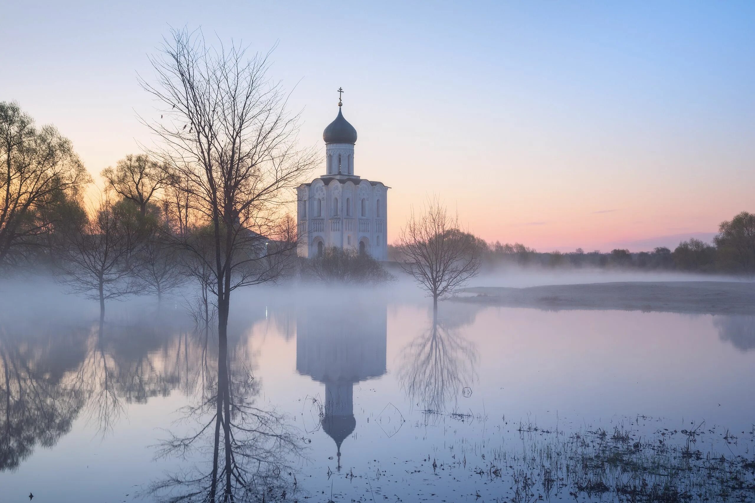 Покрова на нерли фото Весеннее утро. Photographer Alexandr Strelchuk