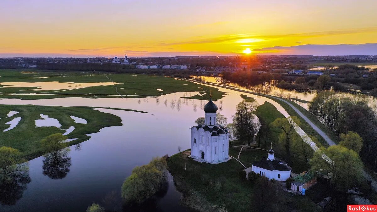 Покрова на нерли фото Покрова на Нерли. Фотограф Владимир Н.