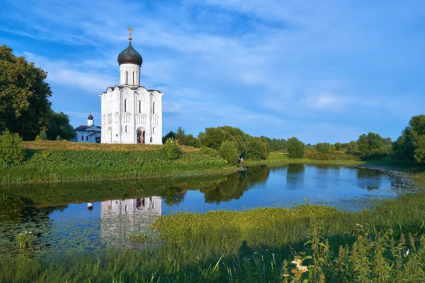 Покрова на нерли старые фото Чарующая красота Покрова на Нерли - Телеканал "Моя Планета"