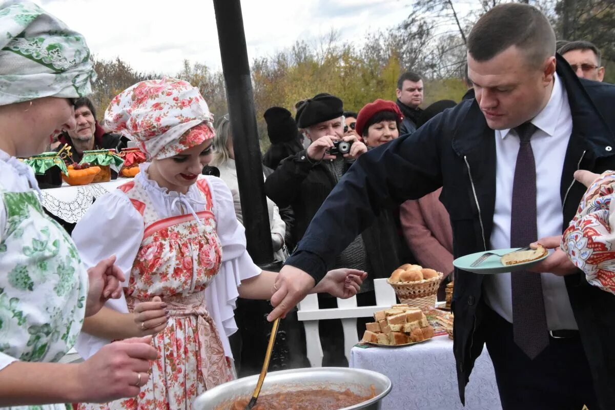 Покровская ярмарка тамбов 2024 когда фото Покровская ярмарка-2019 Фотогалерея Тамбовский курьер