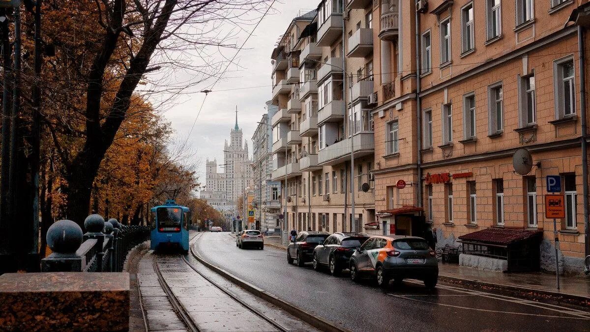 Покровский бульвар москва фото Новый маршрут "Белый город" 15.09.2023 в 20:00 - ЛиАЗ-677м, 7 л, 1983 года покат