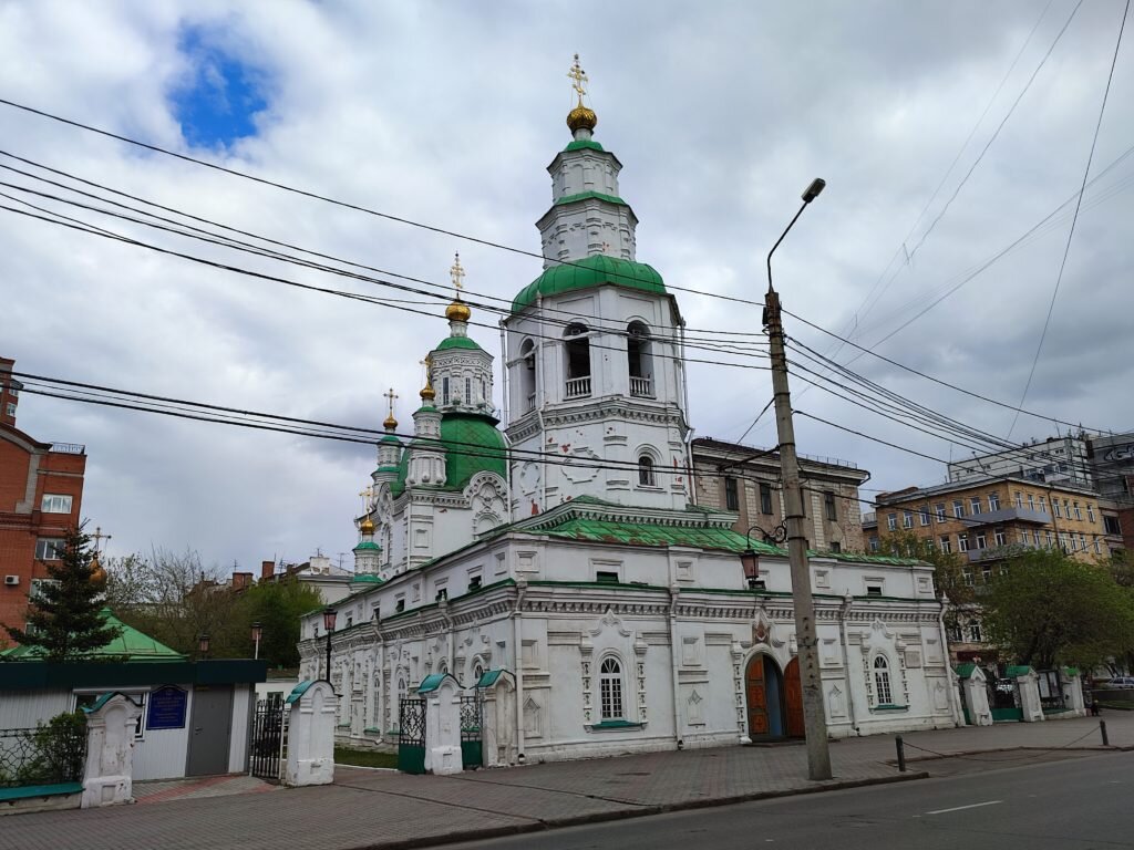 Покровский кафедральный собор покровская площадь 6 фото Покровский собор Красноярска Российские Древности Дзен