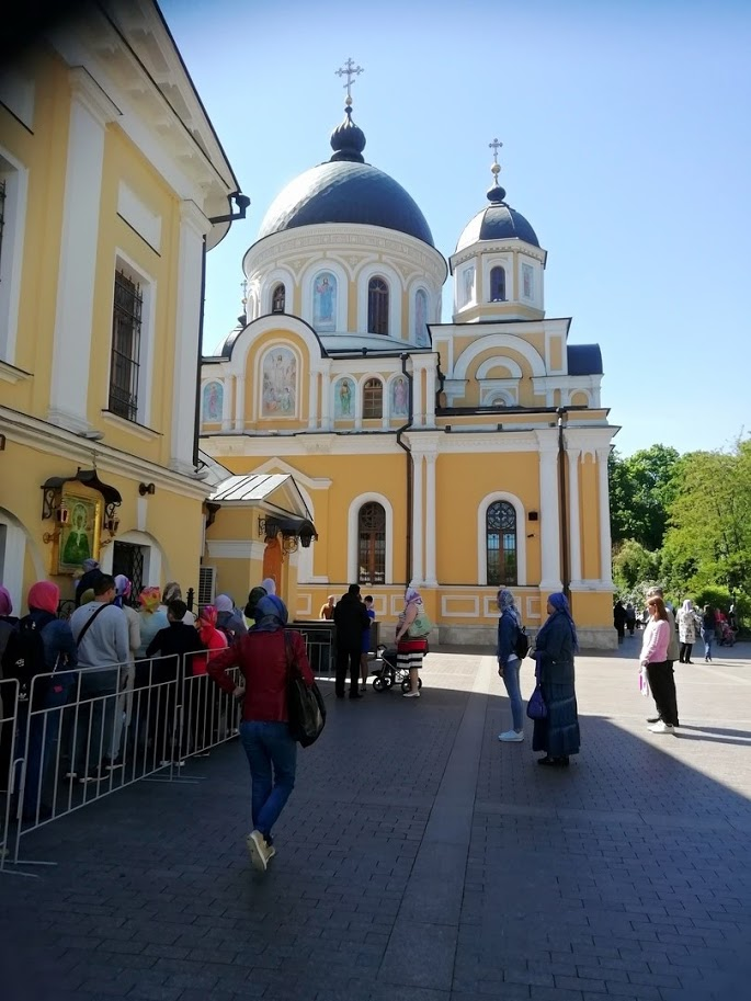 Покровский монастырь в москве матрона фото Покров монастырь москва