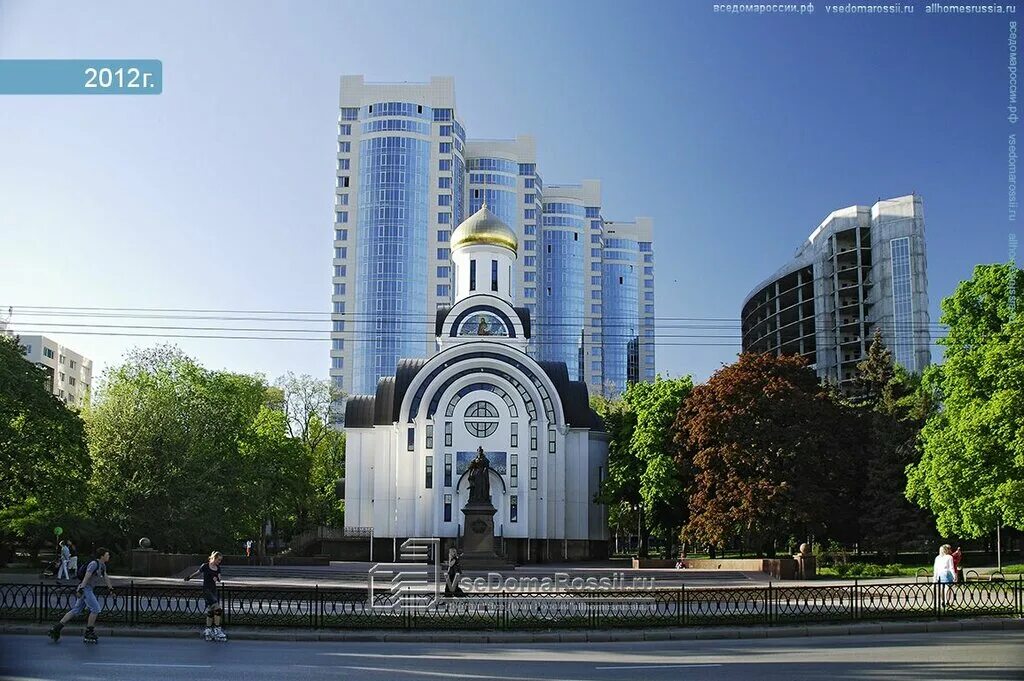 Покровский сквер большая садовая ул 113б фото Panorama: Памятник Елизавете Петровне, genre sculpture, Ростов-на-Дону, Большая 