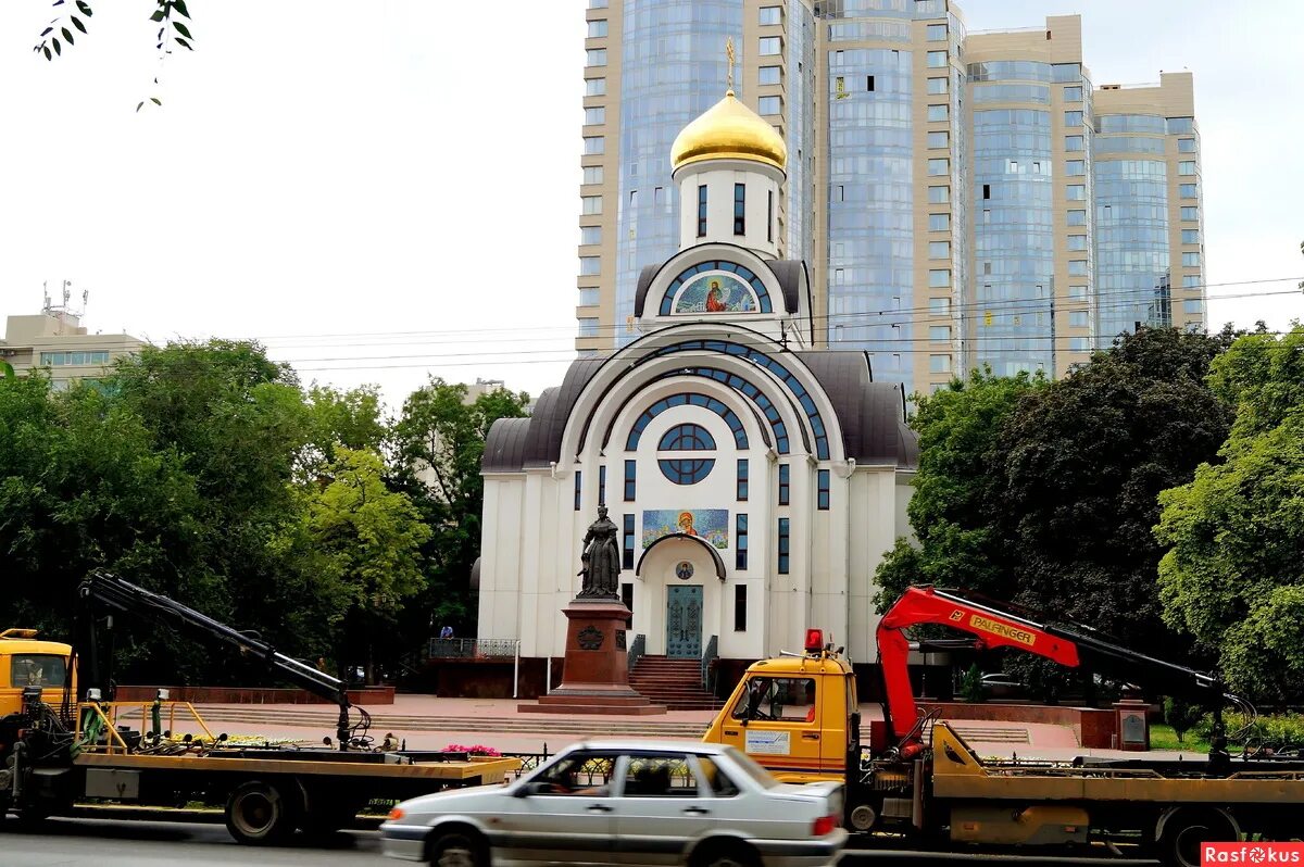 Покровский сквер большая садовая ул 113б фото Фото: Покровский сквер-Большая Садовая. Фотограф Wladimir Sachko. Город. Фотосай