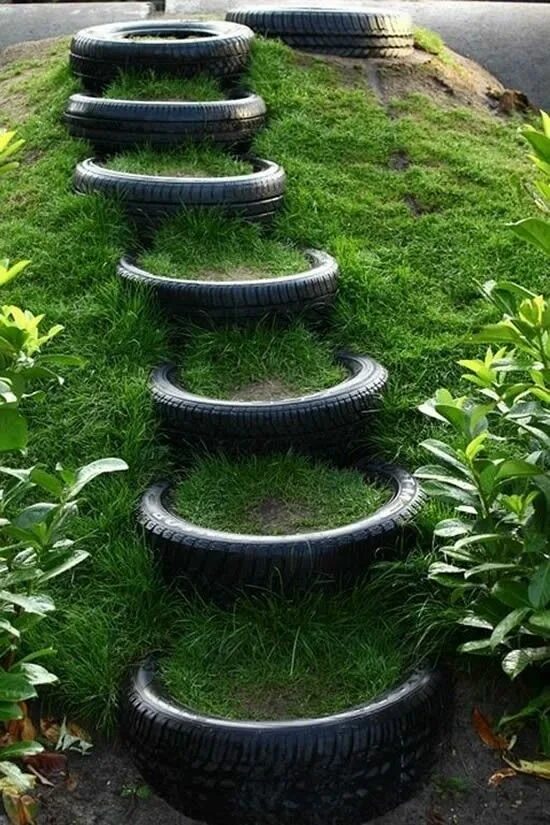 Покрышки на даче фото Brilliant Ways To Reuse And Recycle Old Tires #tires #tire #civilengineer Garden