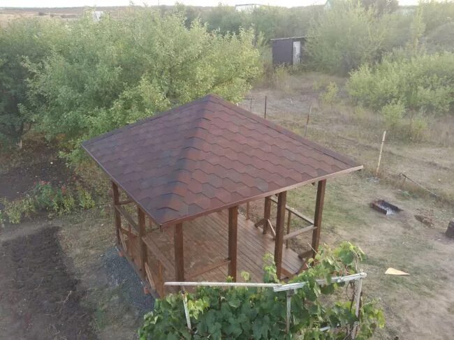 Покрыть беседку гибкой черепицей своими руками Легкая садовая беседка своими руками Садовая беседка, Беседка и Планы беседки
