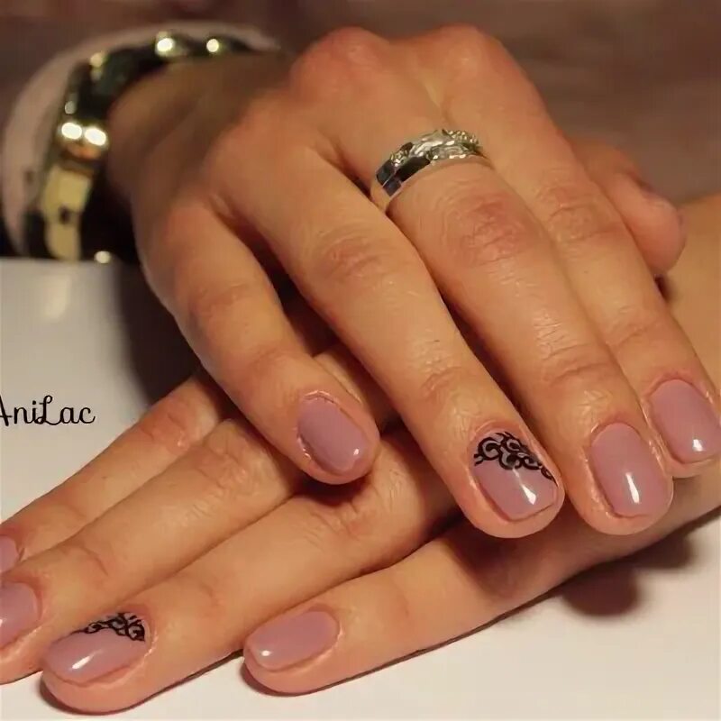 Покрытие гелем коротких ногтей фото Pin by Mó Ru on manicure