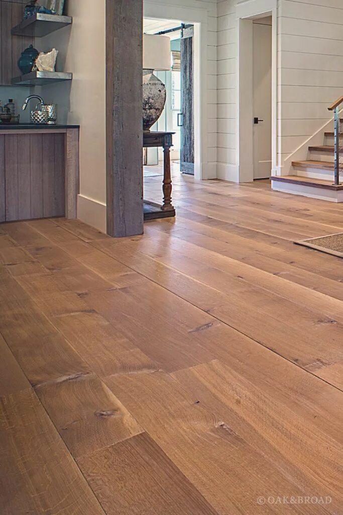 Покрытие пола в доме варианты Modern Farmhouse Flooring - Oak and Broad Wood floors wide plank, White oak hard