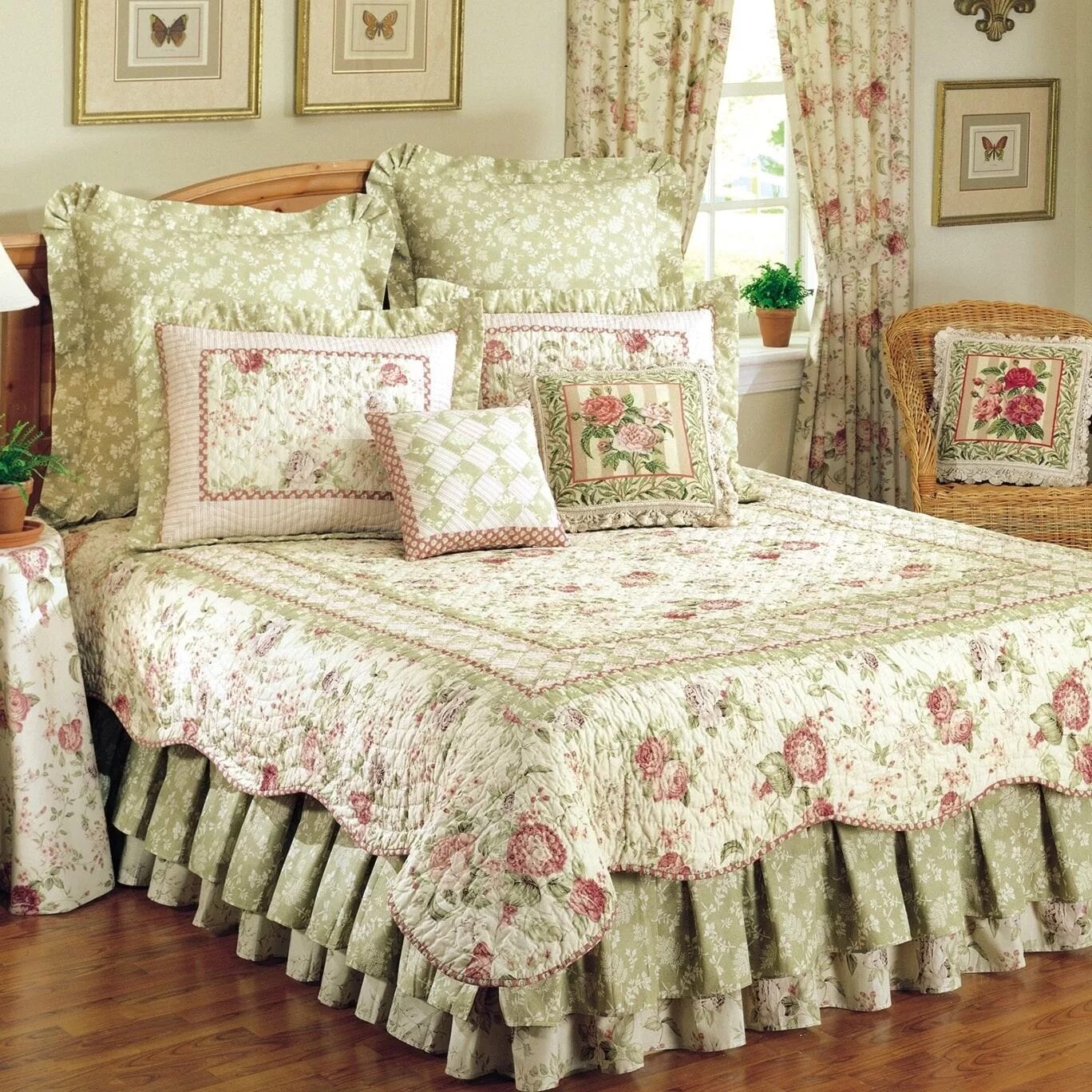 Покрывала на дачу своими руками Enterprises Chantelle Standard Sham in 2023 Shabby chic room, Chic bedroom, Shab