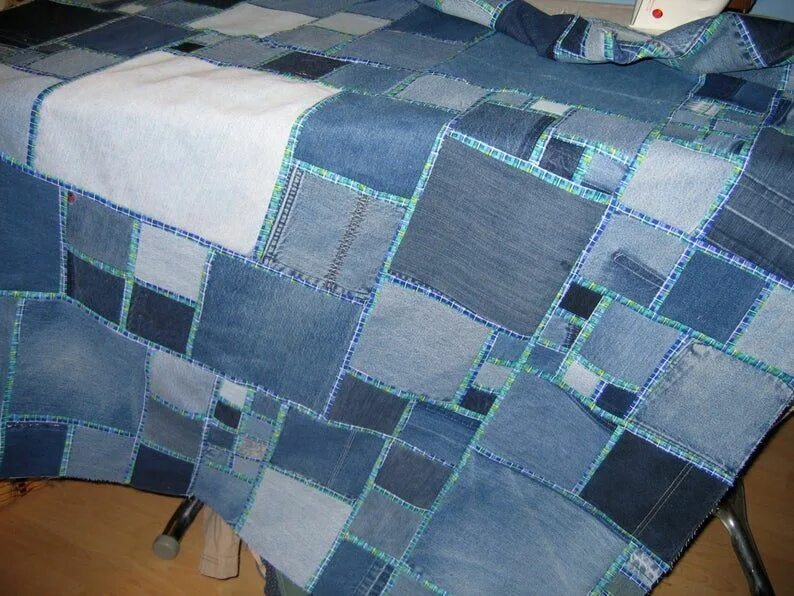 Покрывало из джинсов фото Kit for 60" X 80" Denim Quilt Лоскутное одеяло, Джинсовые поделки, Джинсовые оде