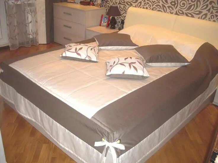 Покрывало на кровать своими руками фото покрывало на кровать своими руками фото: 55 тис. зображень знайдено в Яндекс.Зоб