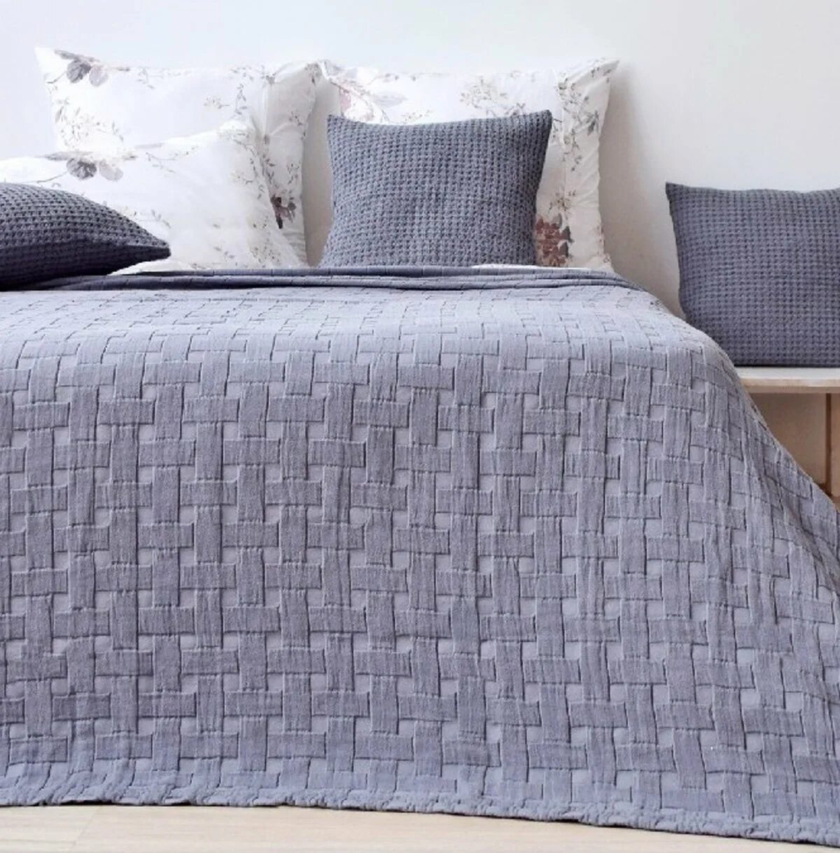 Покрывало в стиле лофт Покрывало на кровать в стиле лофт (147 фото)