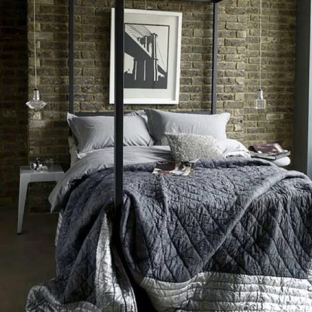 Покрывало в стиле лофт Simple and understated Eclectic bedroom, Chic bedroom design, Brick wall bedroom